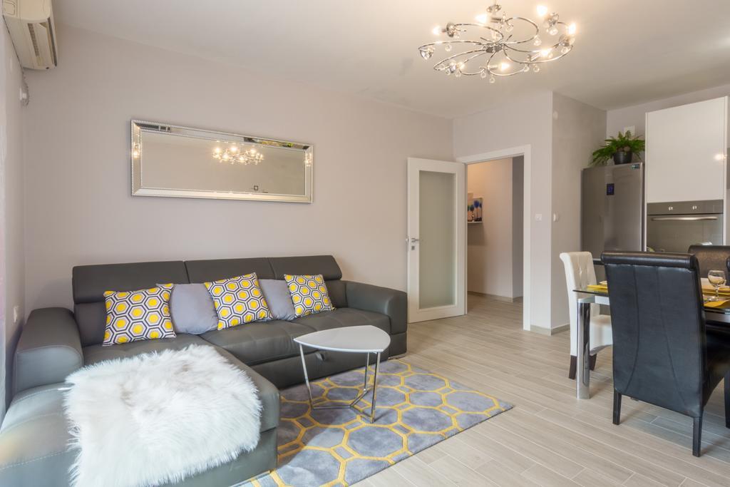 Sound Of The Sea Apartment Zadar Bagian luar foto