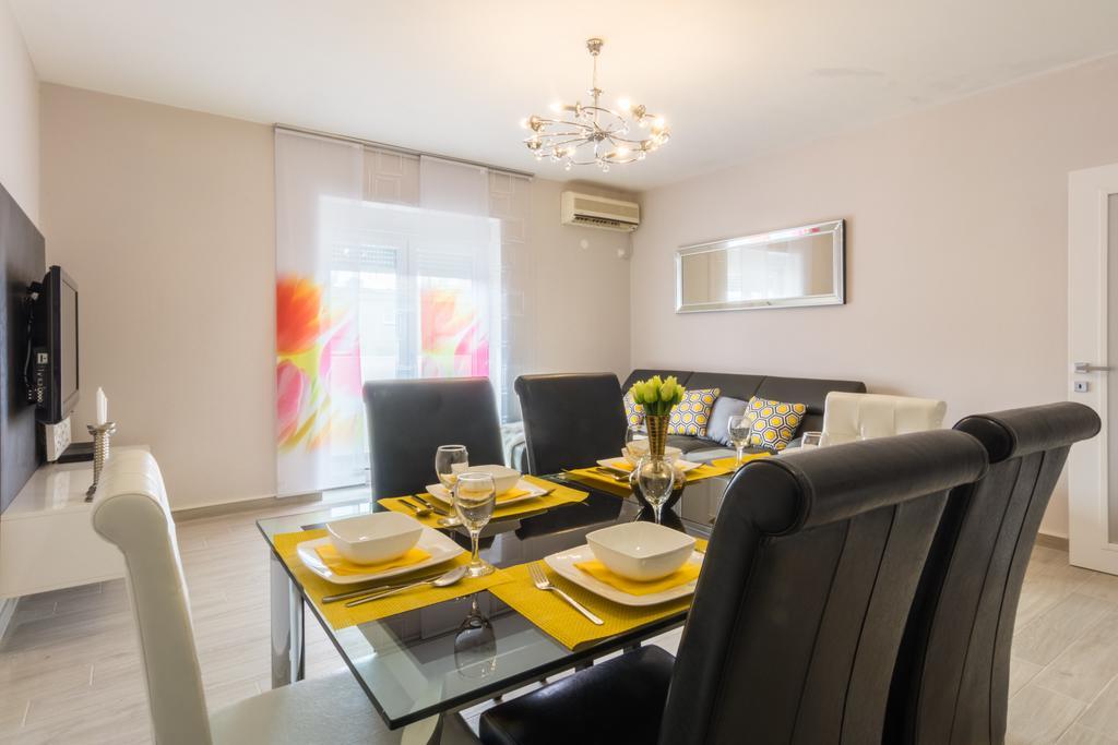 Sound Of The Sea Apartment Zadar Bagian luar foto