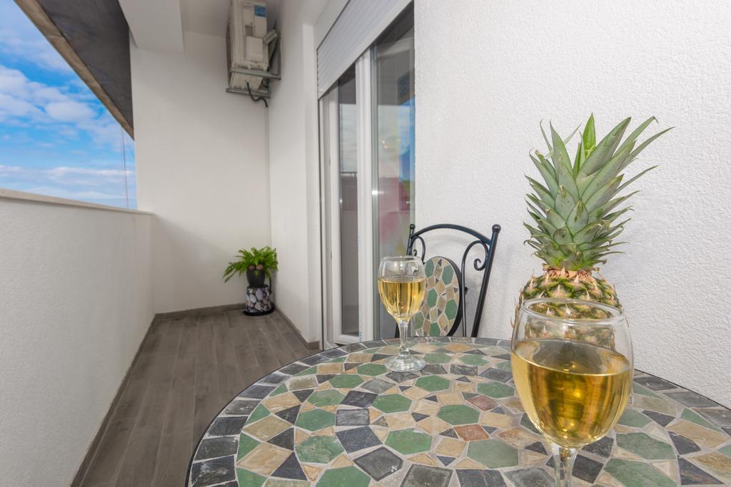 Sound Of The Sea Apartment Zadar Bagian luar foto